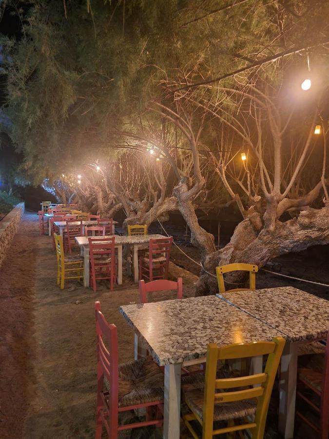 Aparthotel Artemis Makrýgialos Exteriér fotografie