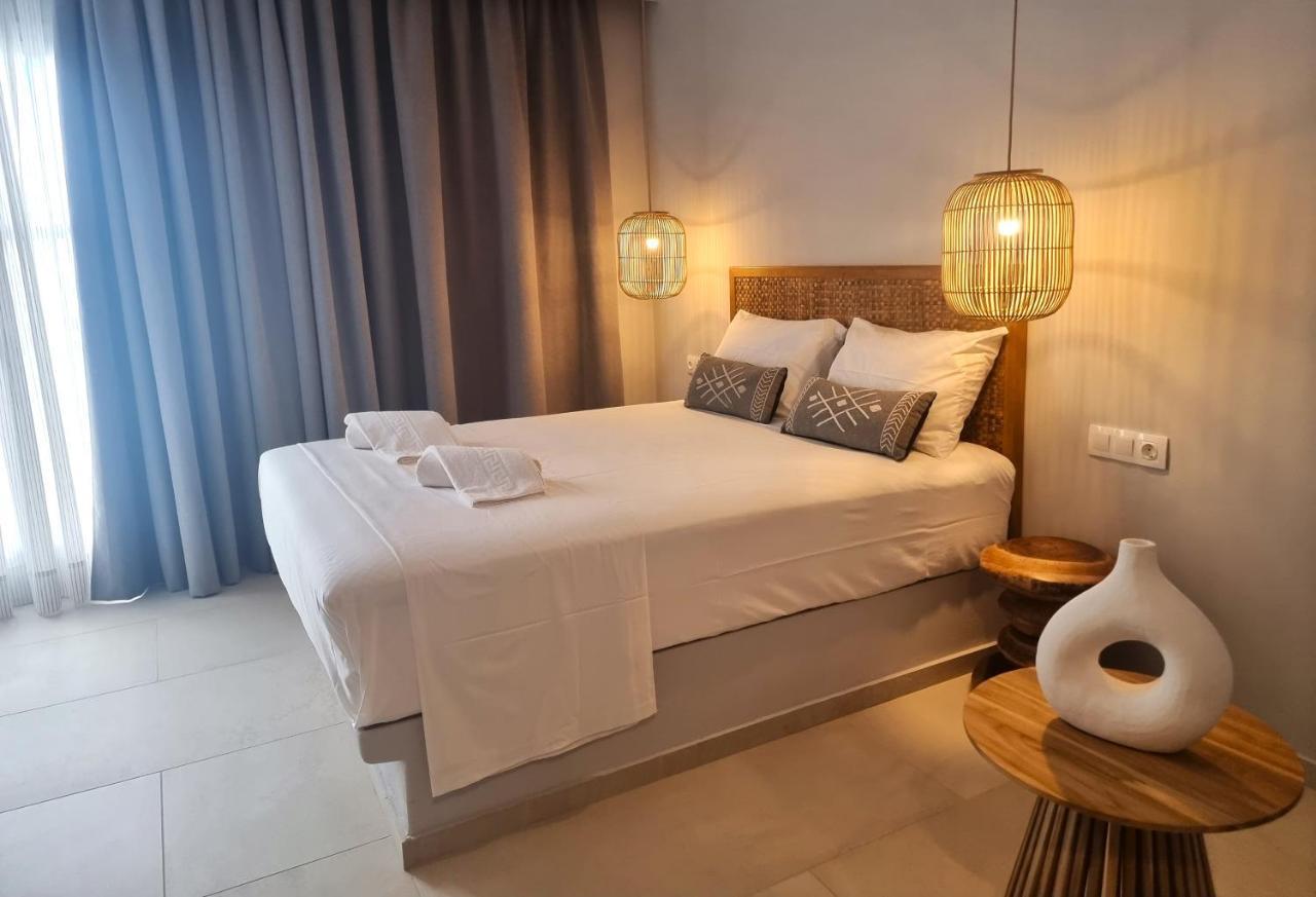 Aparthotel Artemis Makrýgialos Exteriér fotografie