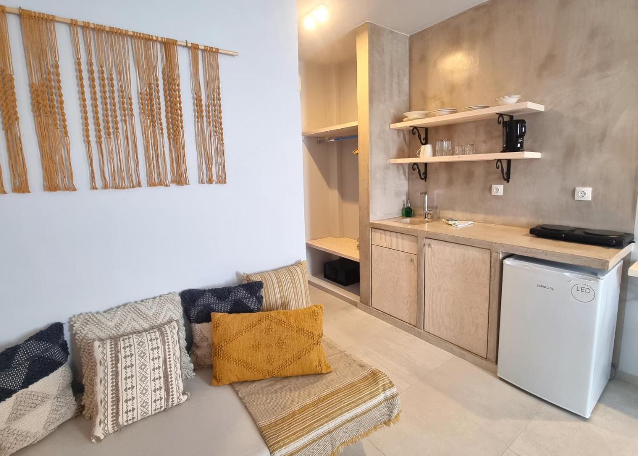 Aparthotel Artemis Makrýgialos Exteriér fotografie