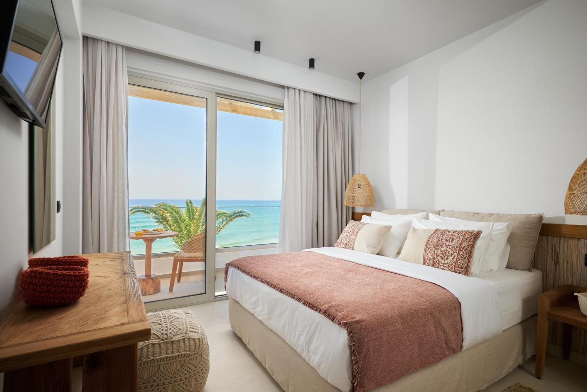 Aparthotel Artemis Makrýgialos Exteriér fotografie